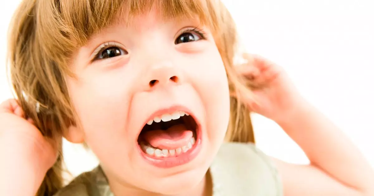 Детская истерика: как быстро успокоить малыша не испортив